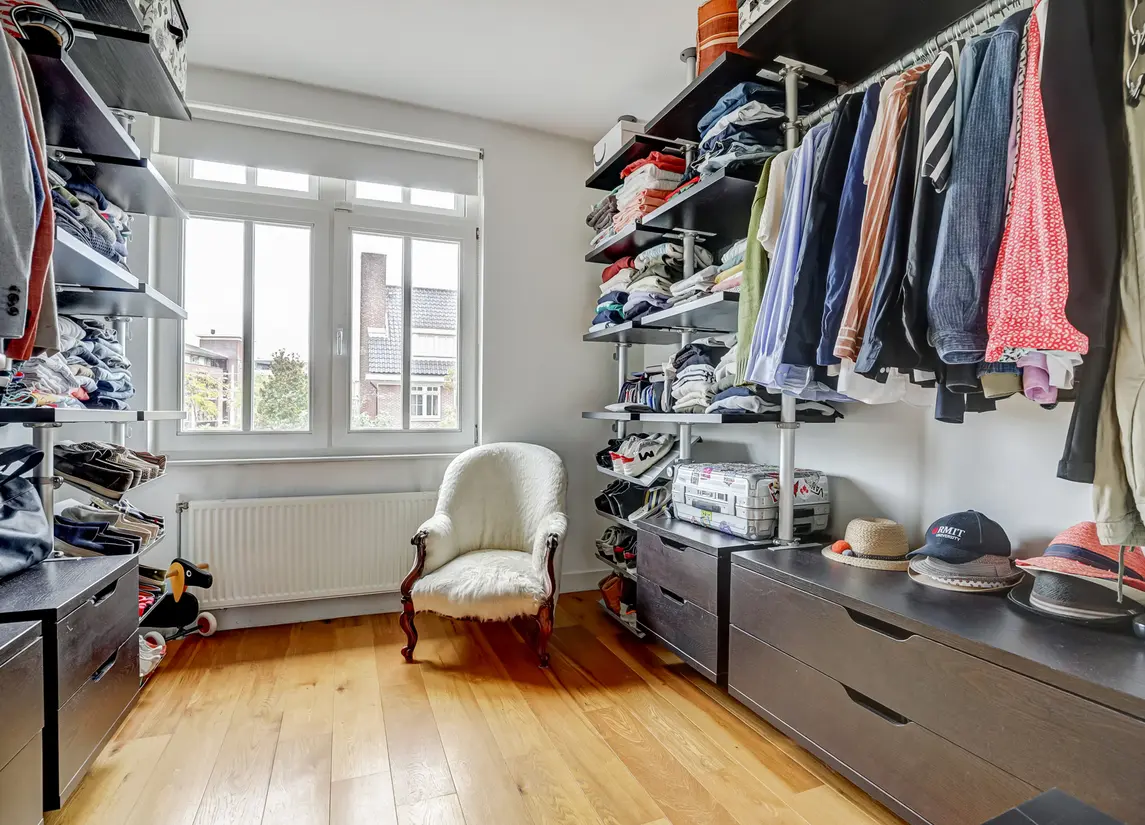 Coniferenhout 32