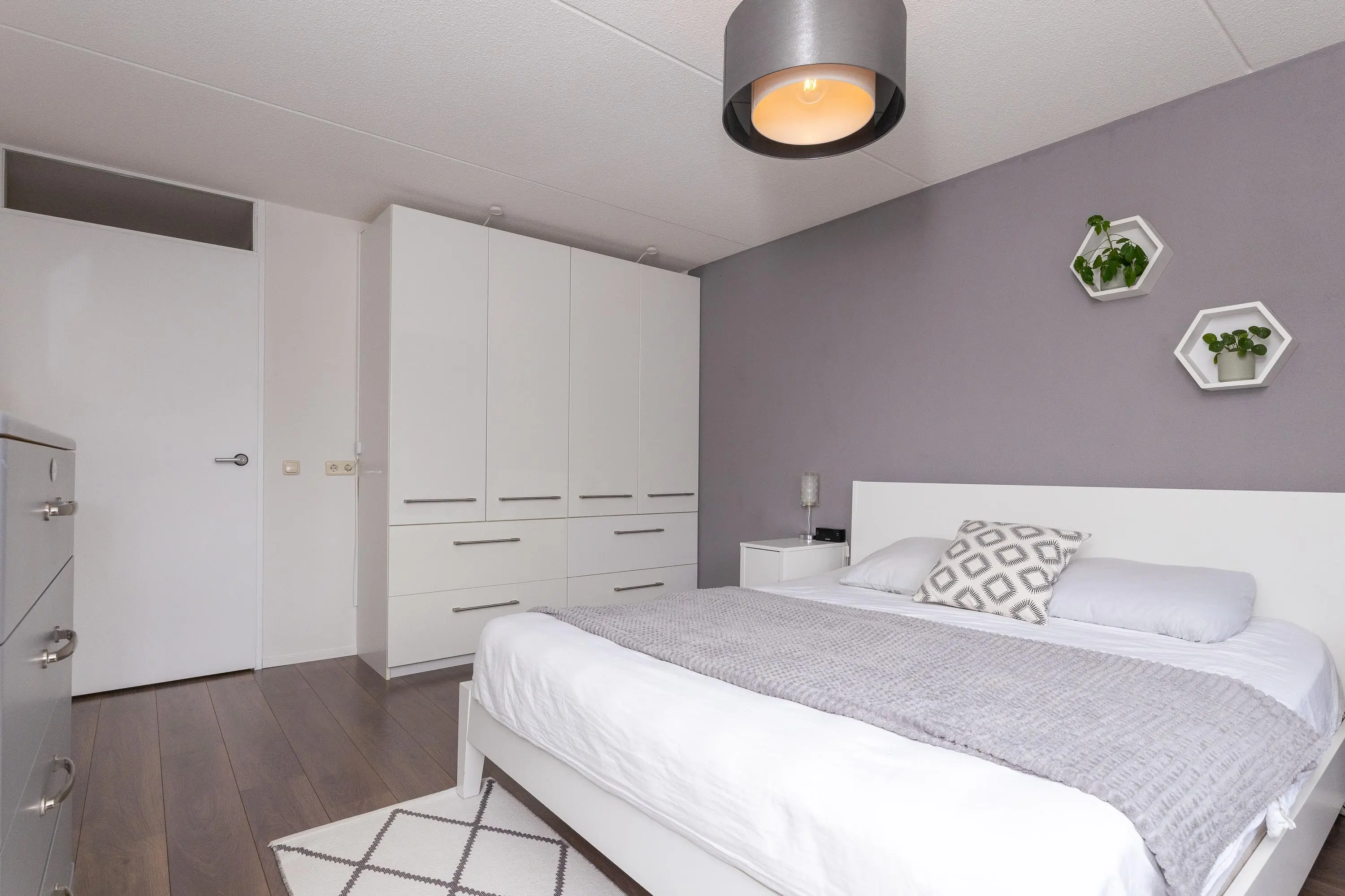 John Raedeckerhof 203