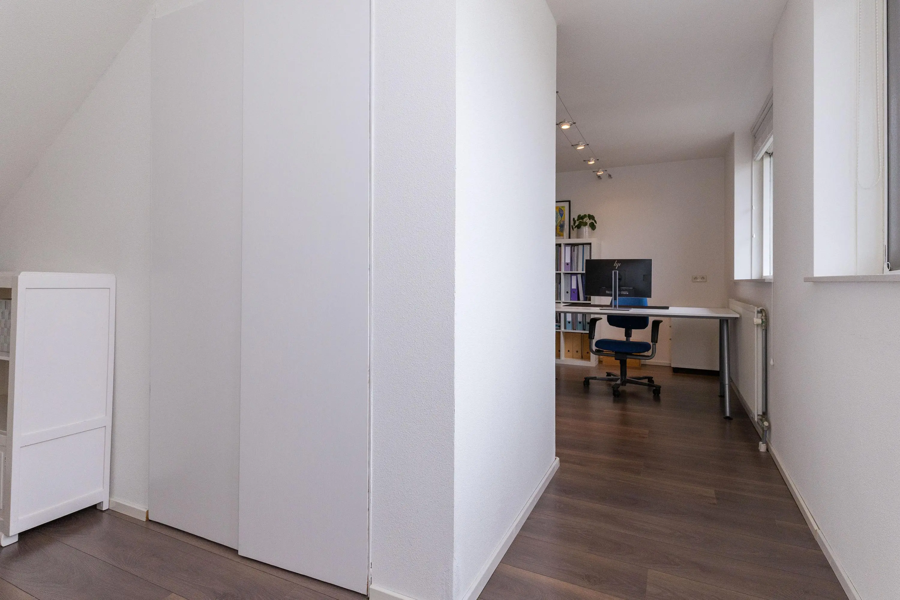 John Raedeckerhof 203