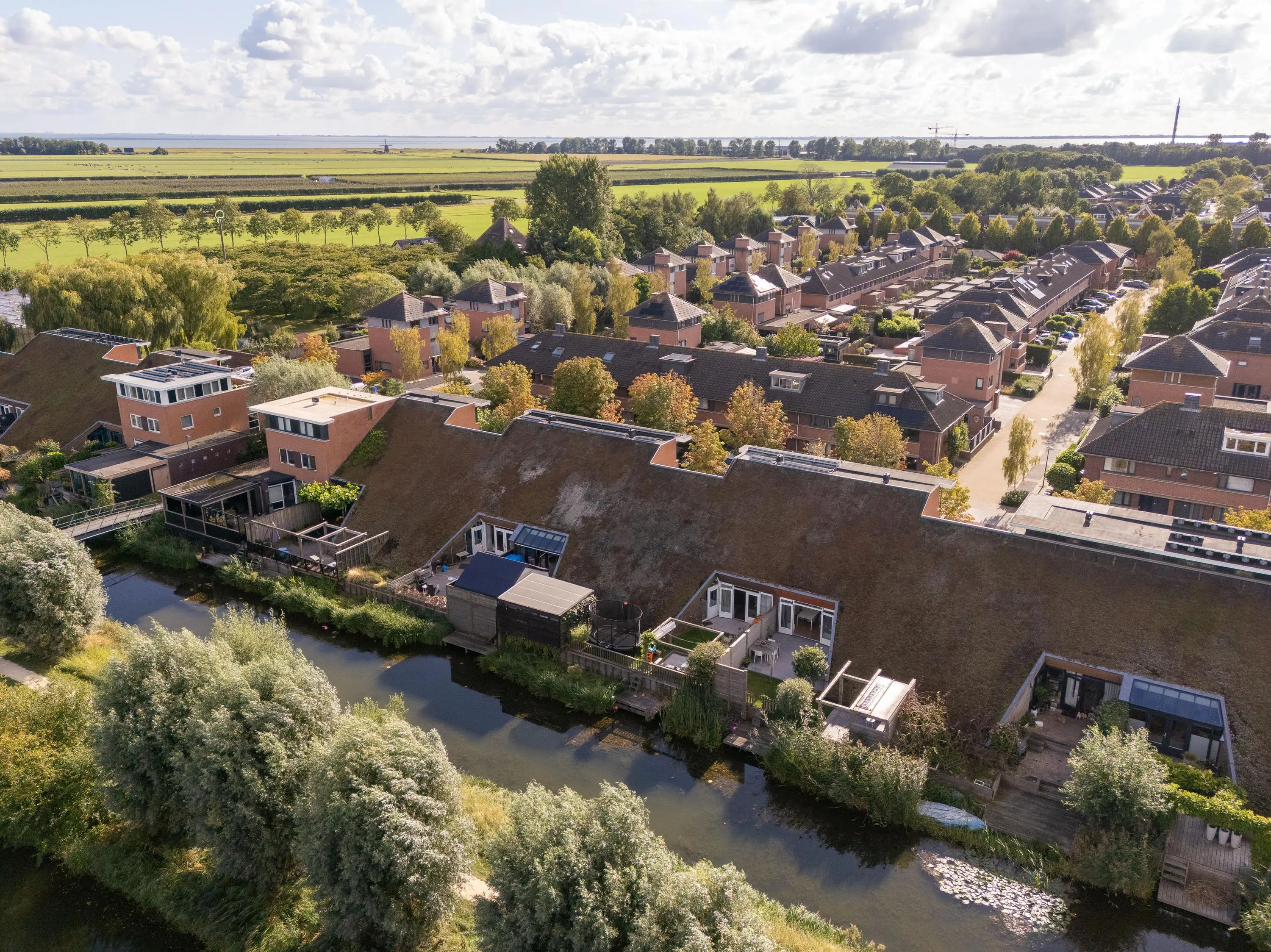 John Raedeckerhof 203