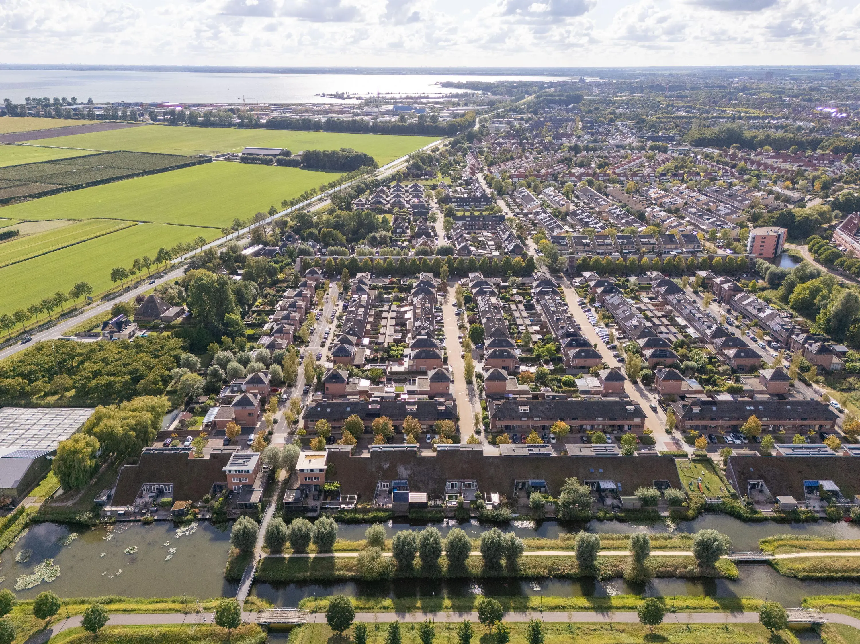 John Raedeckerhof 203