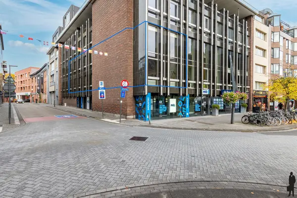 Baron Frans du Fourstraat 2-2  