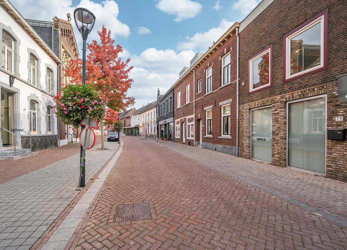 Bovenste straat 73A