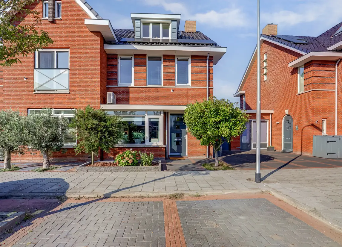 Van Huessenleede 8