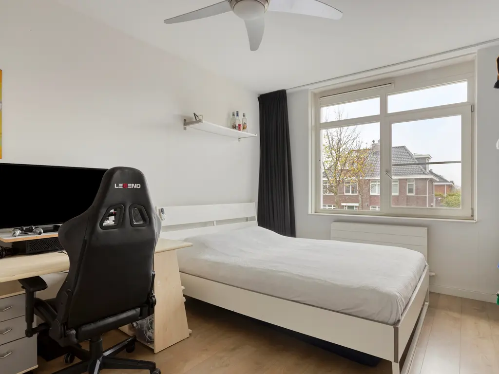 Stadhouderslaan 90, Zoeterwoude