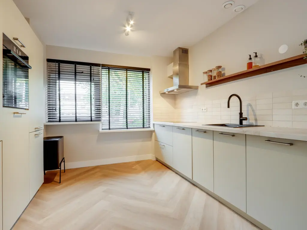 Corversbos 227, HOOFDDORP