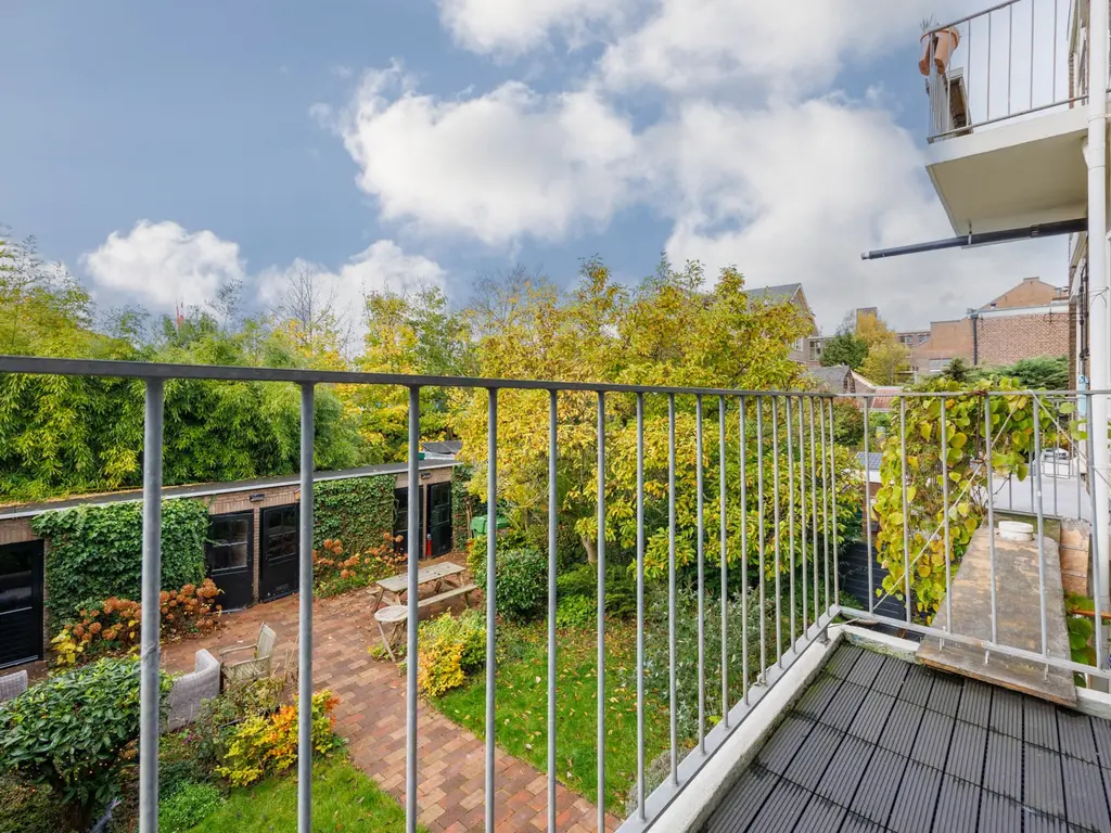 Rijn en Schiekade 11A, Leiden