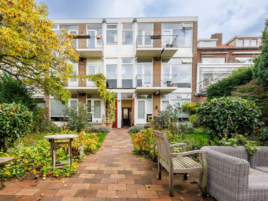 Rijn en Schiekade 11A, Leiden