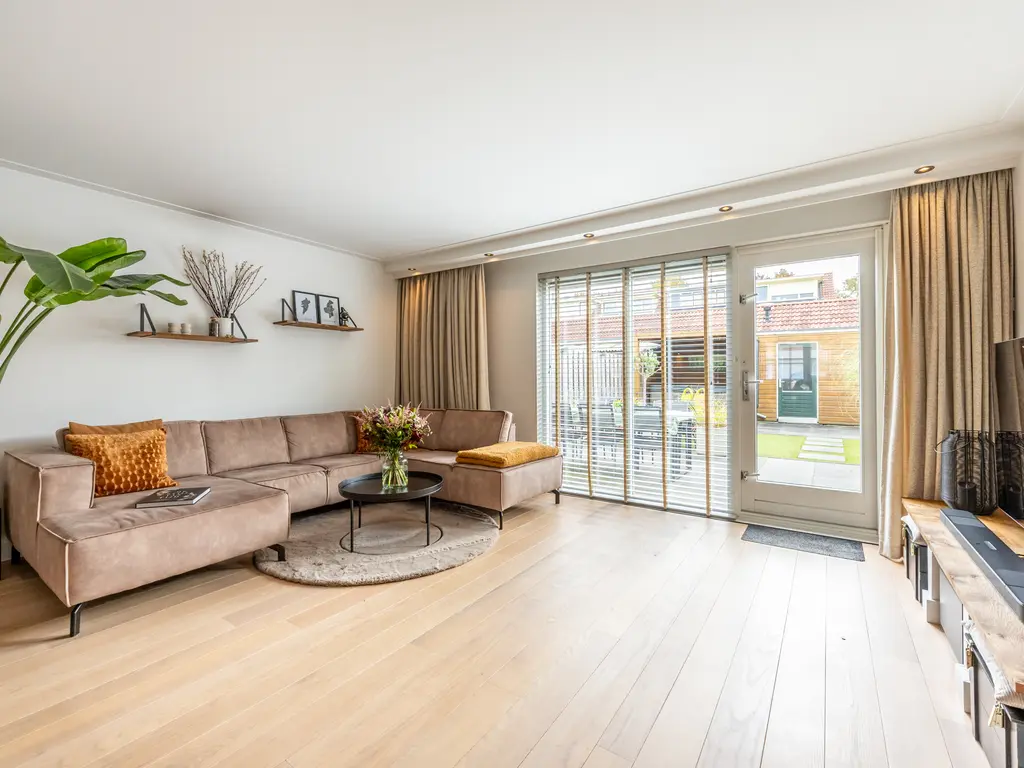 Rossinilaan 13, NIEUW-VENNEP