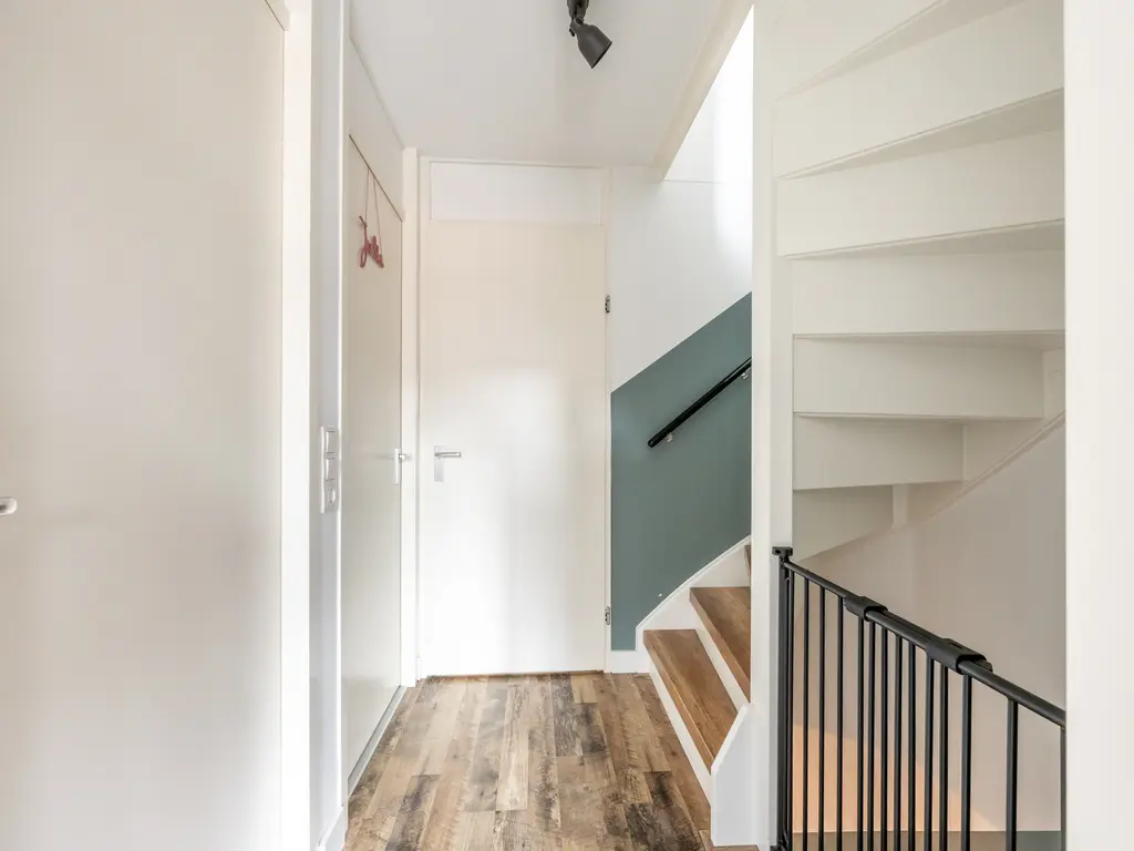 Rossinilaan 13, NIEUW-VENNEP