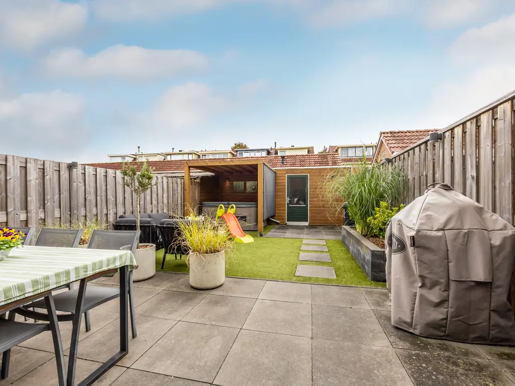 Rossinilaan 13, NIEUW-VENNEP