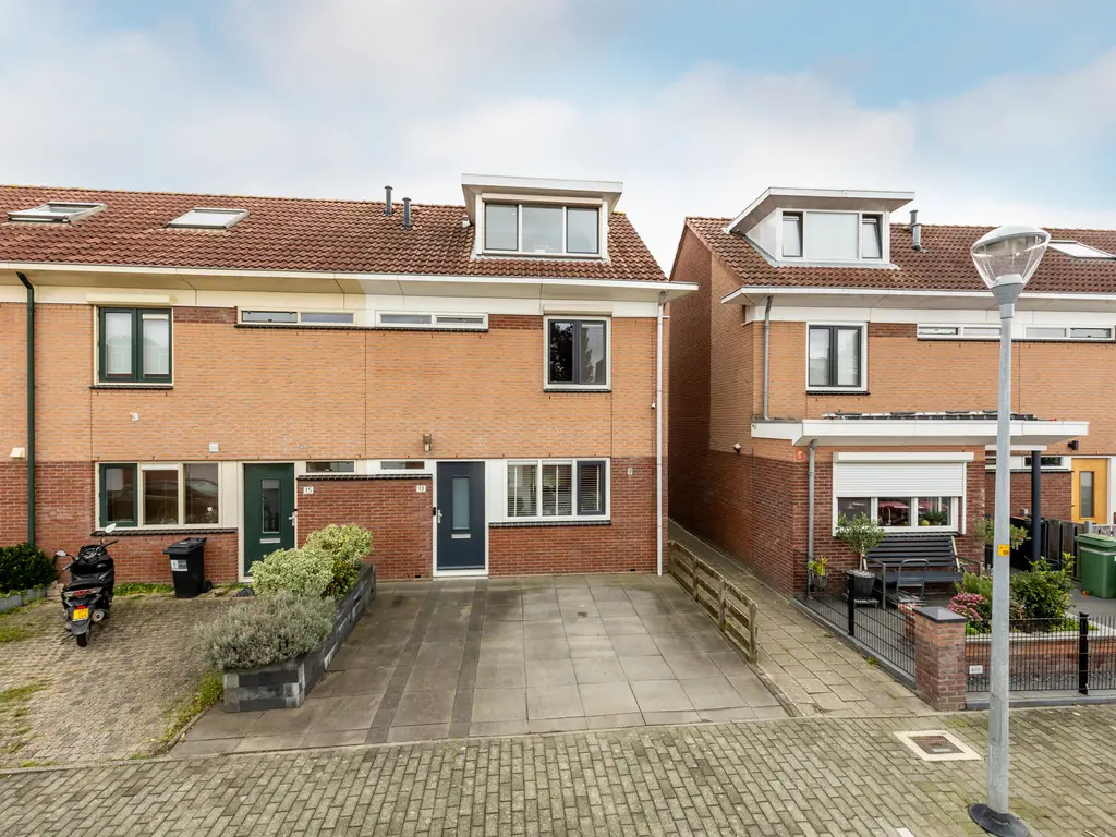 Rossinilaan 13, NIEUW-VENNEP