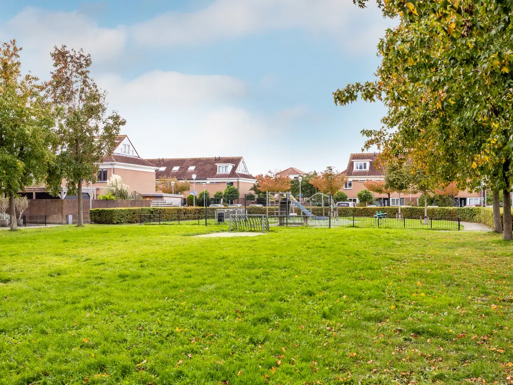 Rossinilaan 13, NIEUW-VENNEP