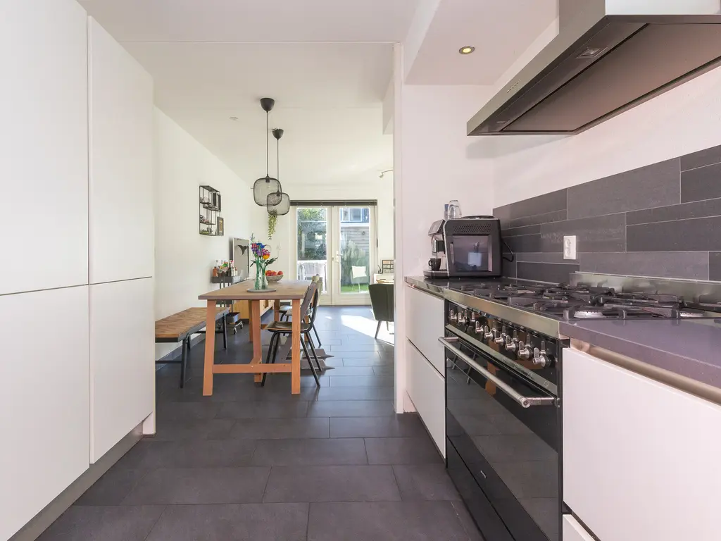 Van Goghhof 10, HOORN