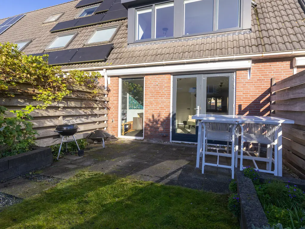 Van Goghhof 10, HOORN