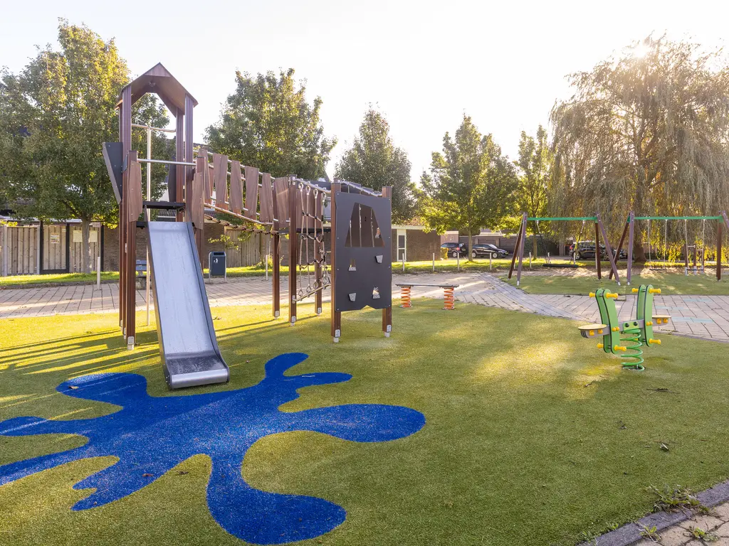 Van Goghhof 10, HOORN