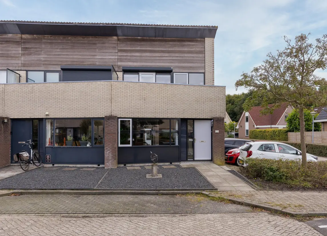 Bertus Aafjeshof 143