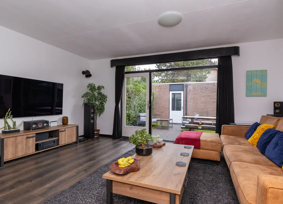 Bertus Aafjeshof 143