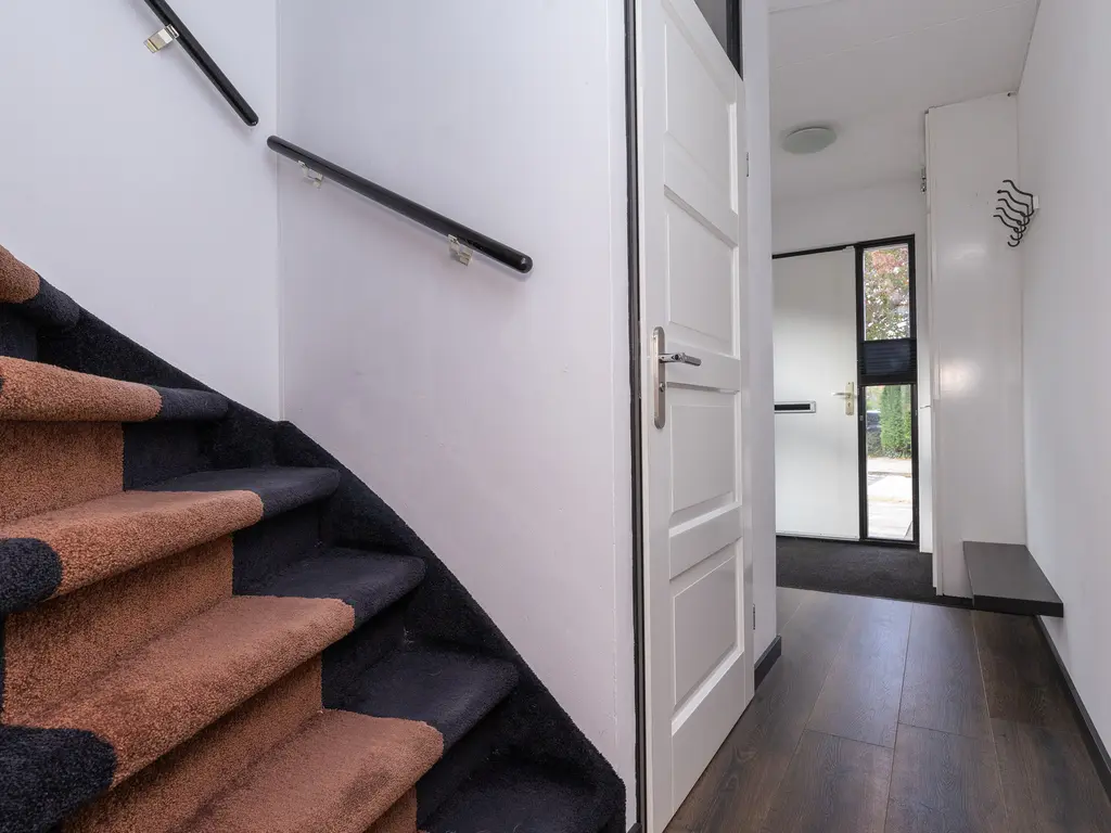 Bertus Aafjeshof 143, HOORN