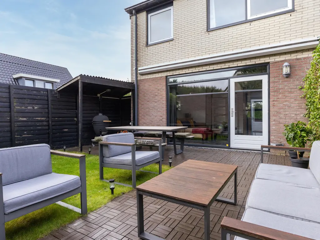 Bertus Aafjeshof 143, HOORN