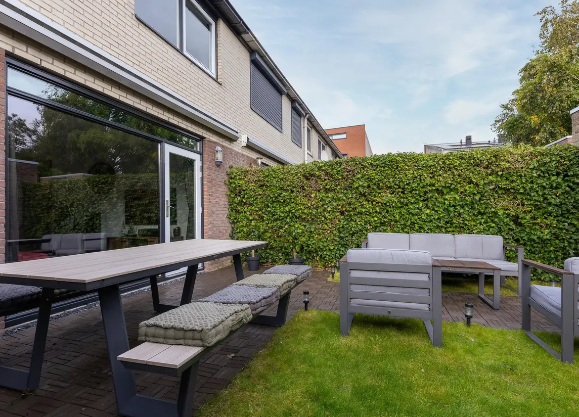 Bertus Aafjeshof 143