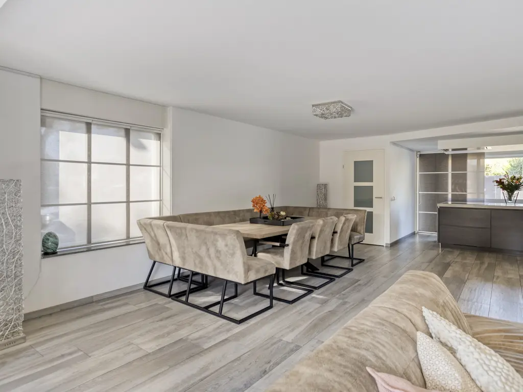 Spakenburglaan 76, TILBURG