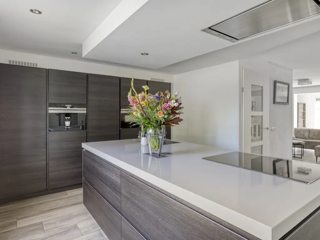 Spakenburglaan 76, TILBURG