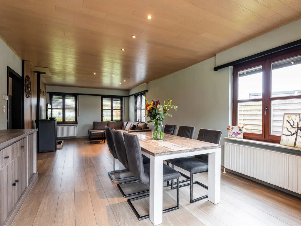 Wilgakker 3  , Ravels