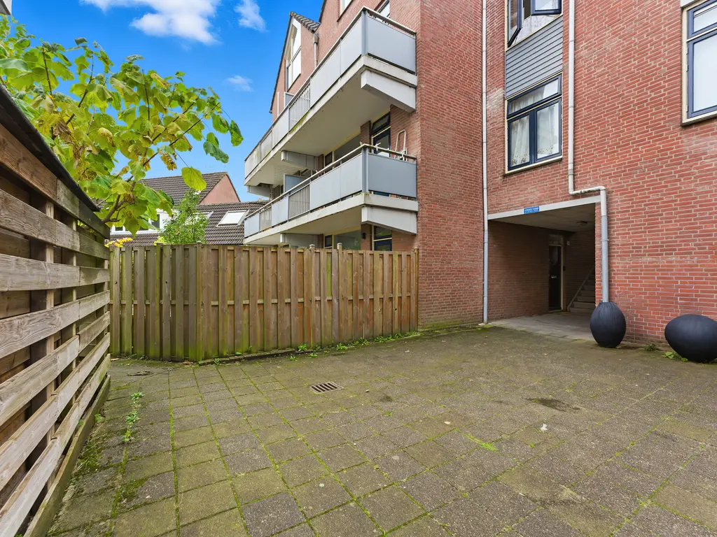 Aarhuispad 39, ROTTERDAM