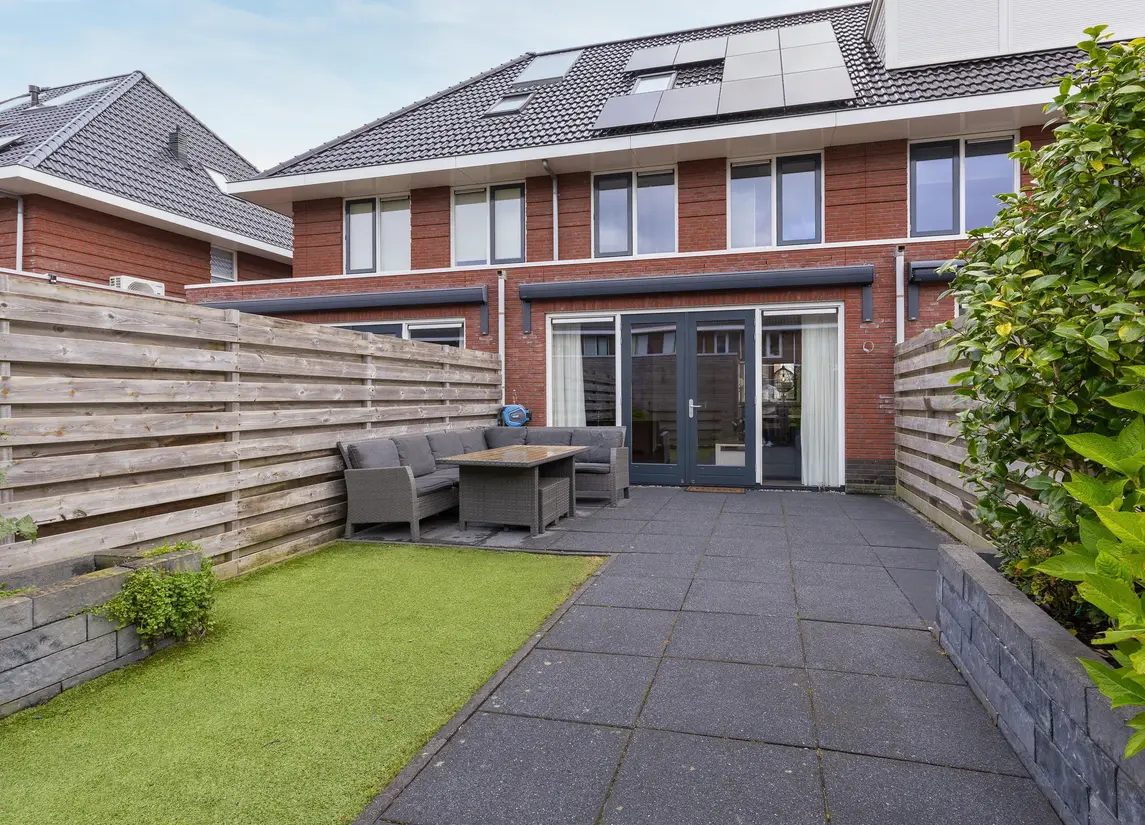 Adriaan Anthoniszstraat 4