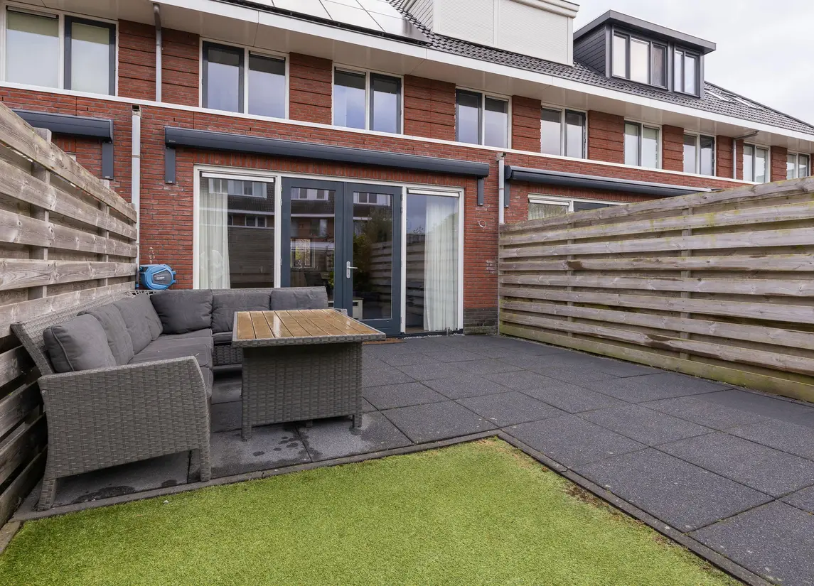 Adriaan Anthoniszstraat 4