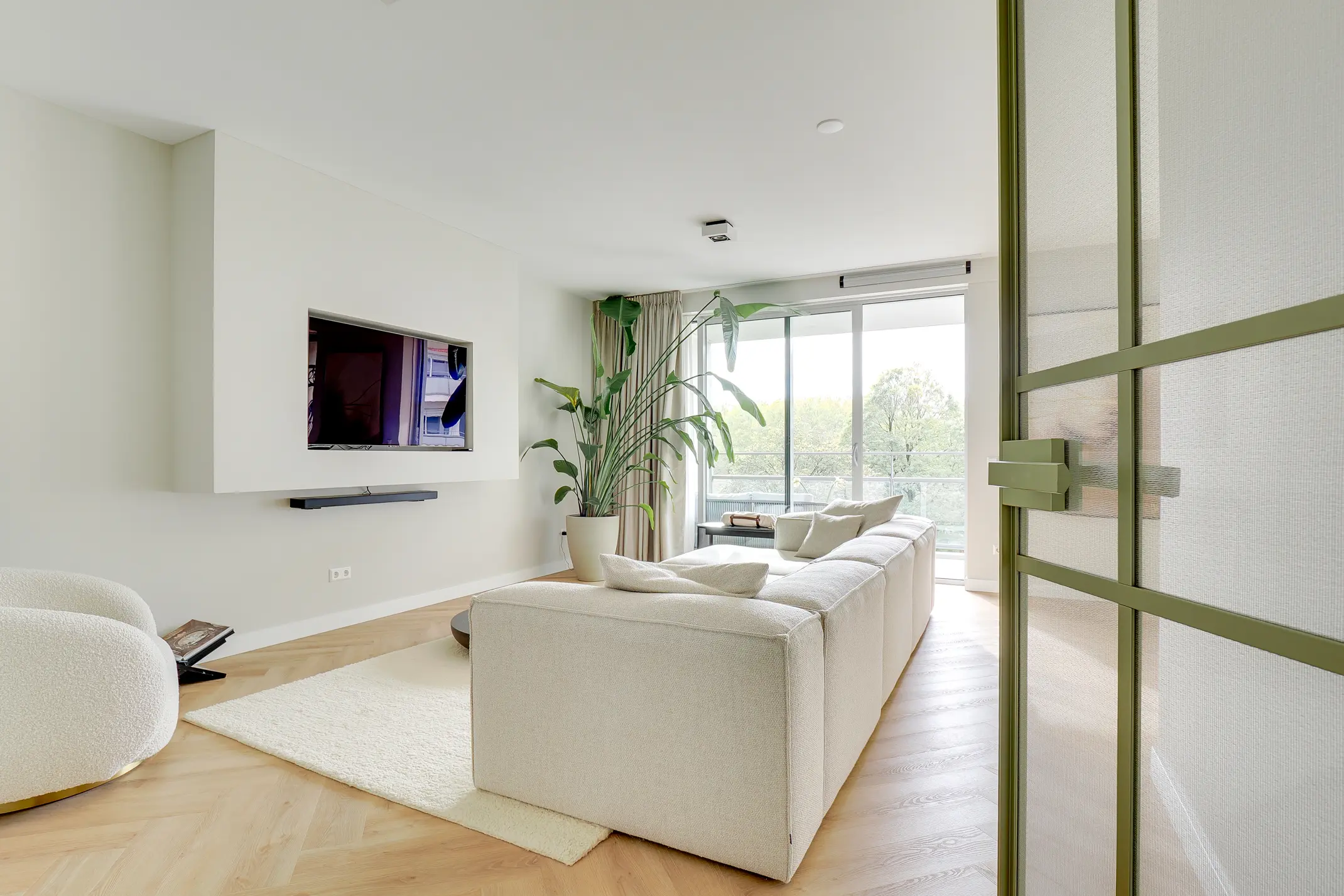 Royaards van den Hamkade 193