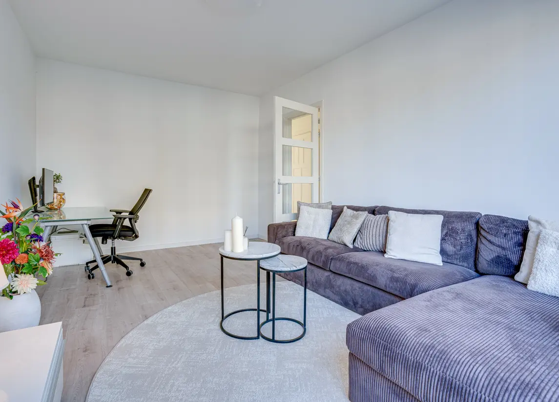 Muiderbergsestraat 24