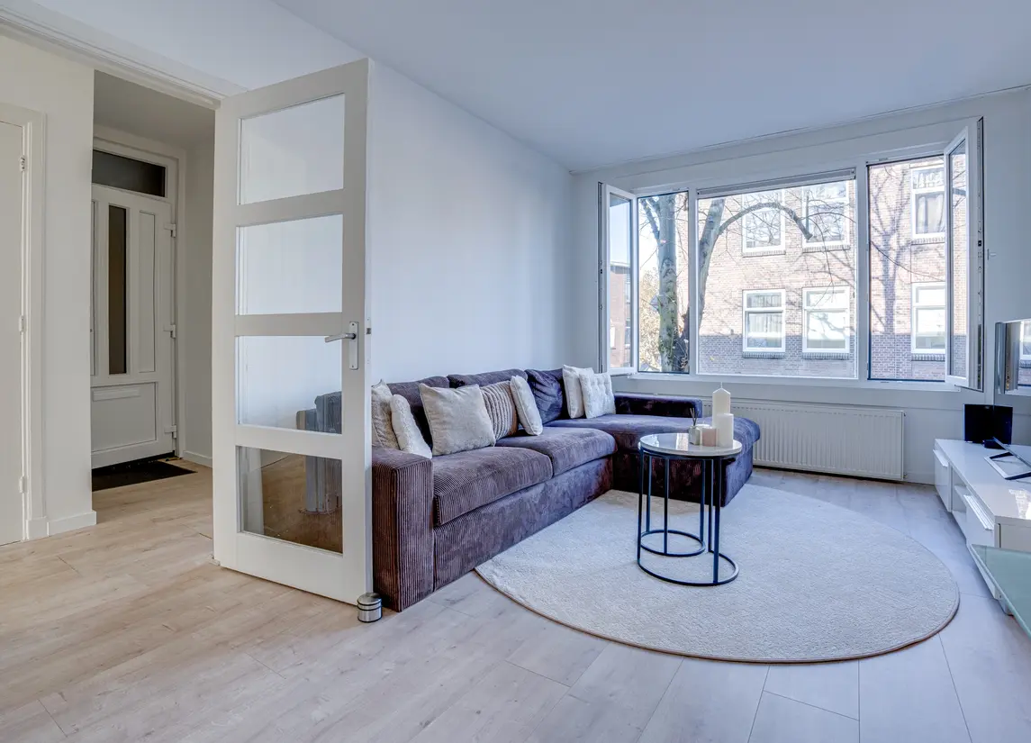 Muiderbergsestraat 24