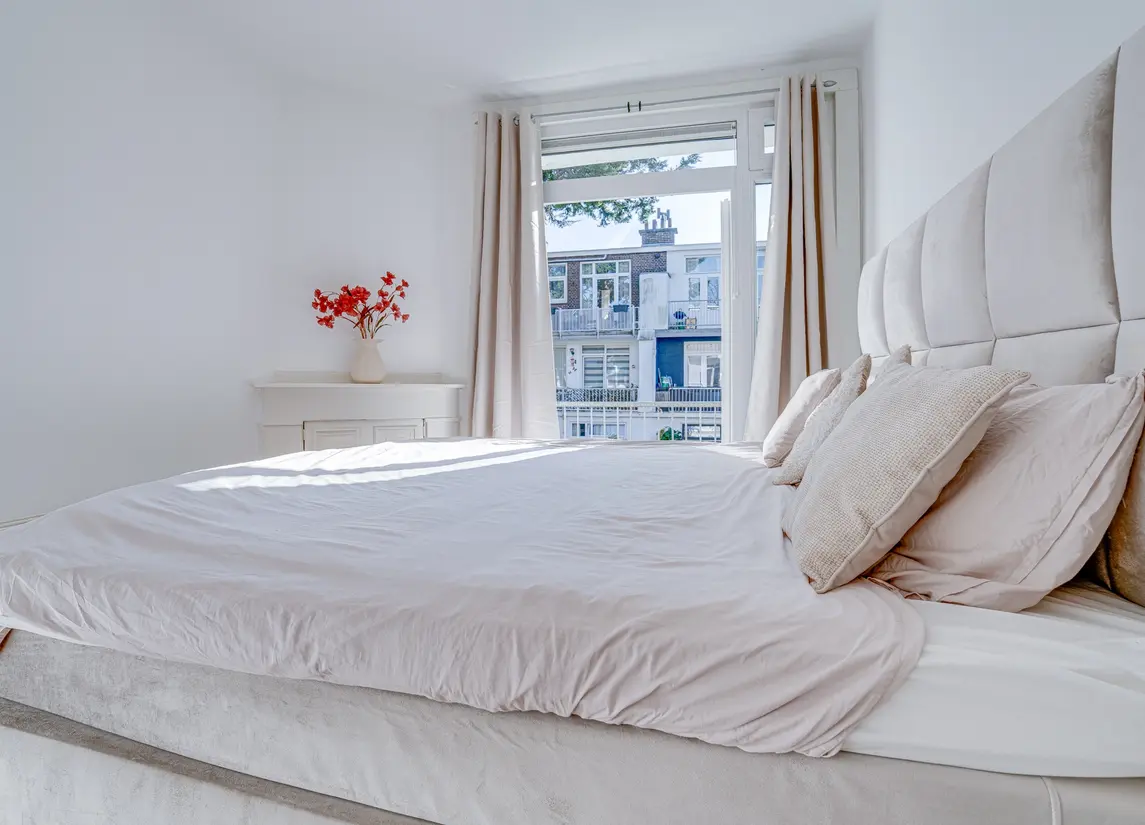 Muiderbergsestraat 24