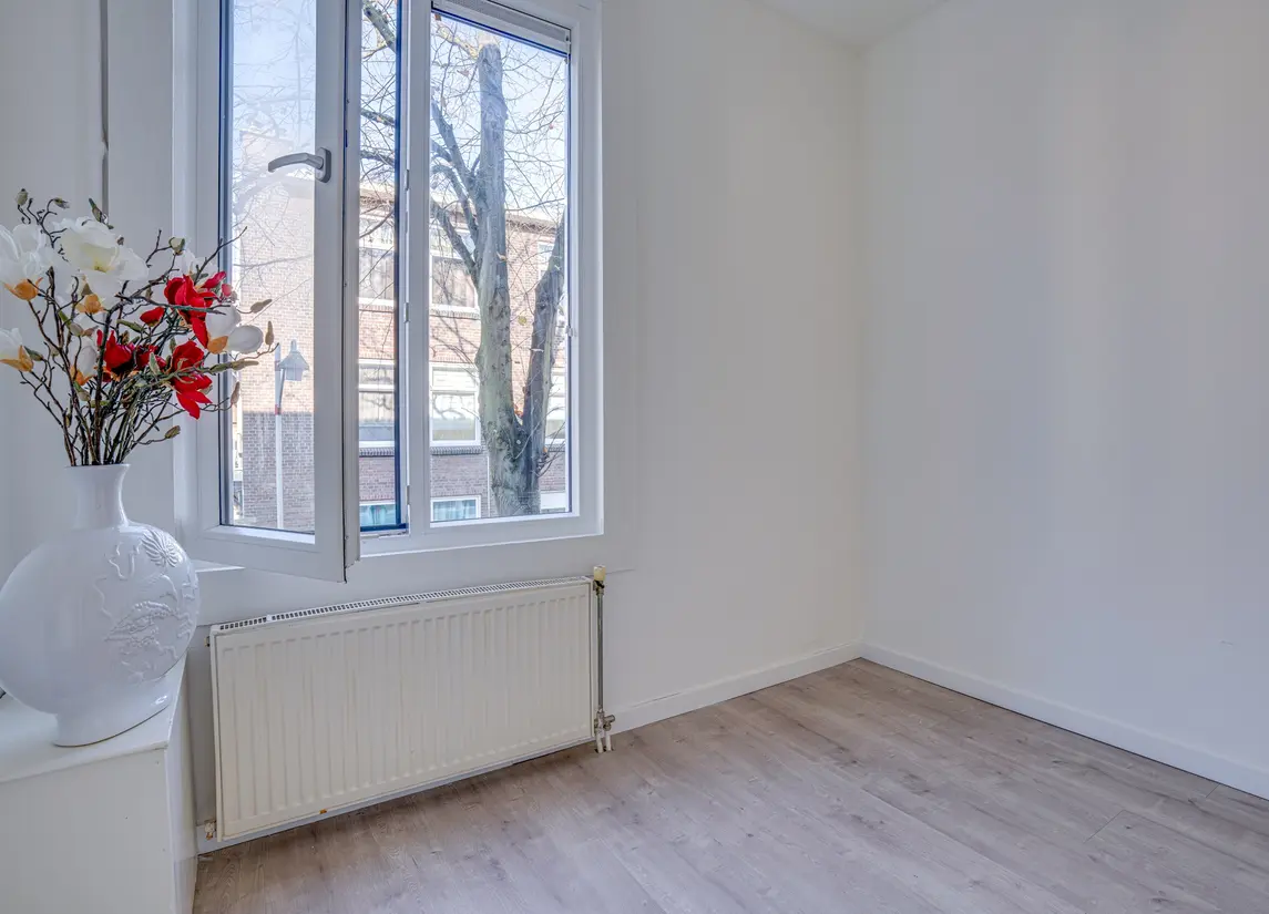 Muiderbergsestraat 24