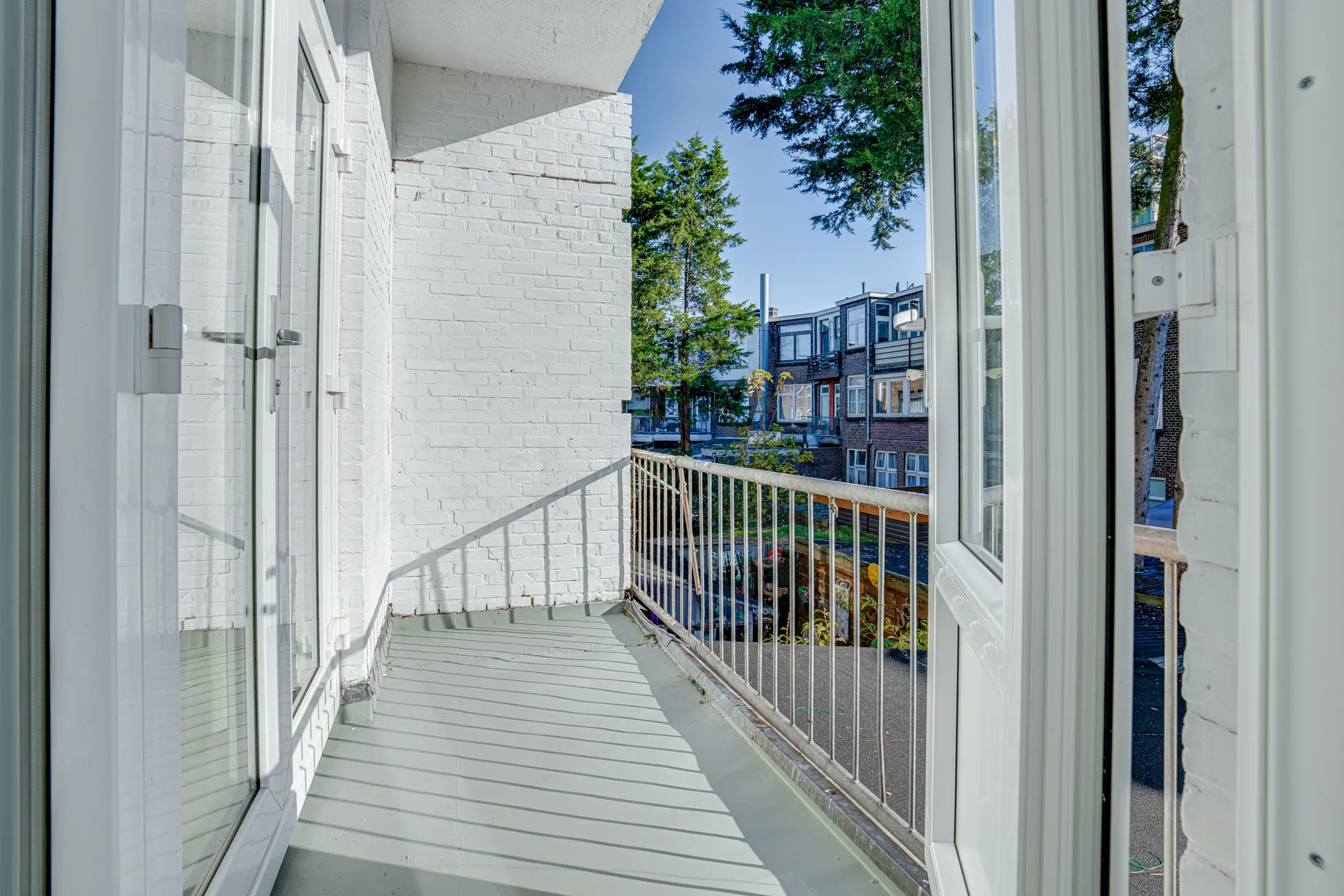 Muiderbergsestraat 24