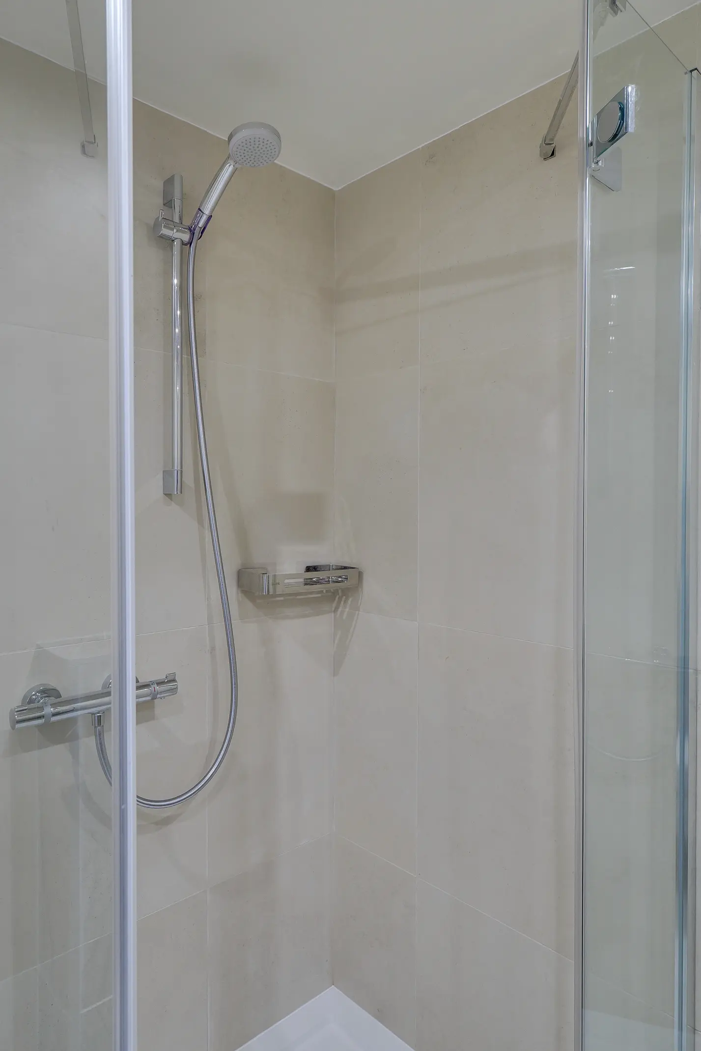 G.R. van Kinschotstraat 23