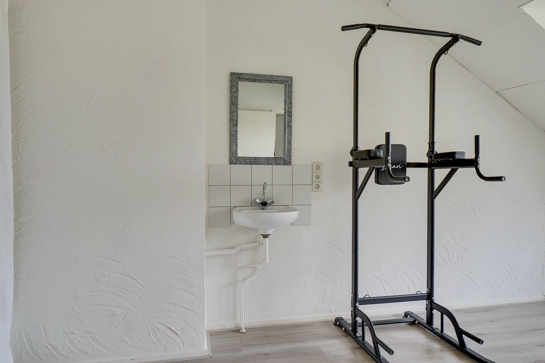 G.R. van Kinschotstraat 23