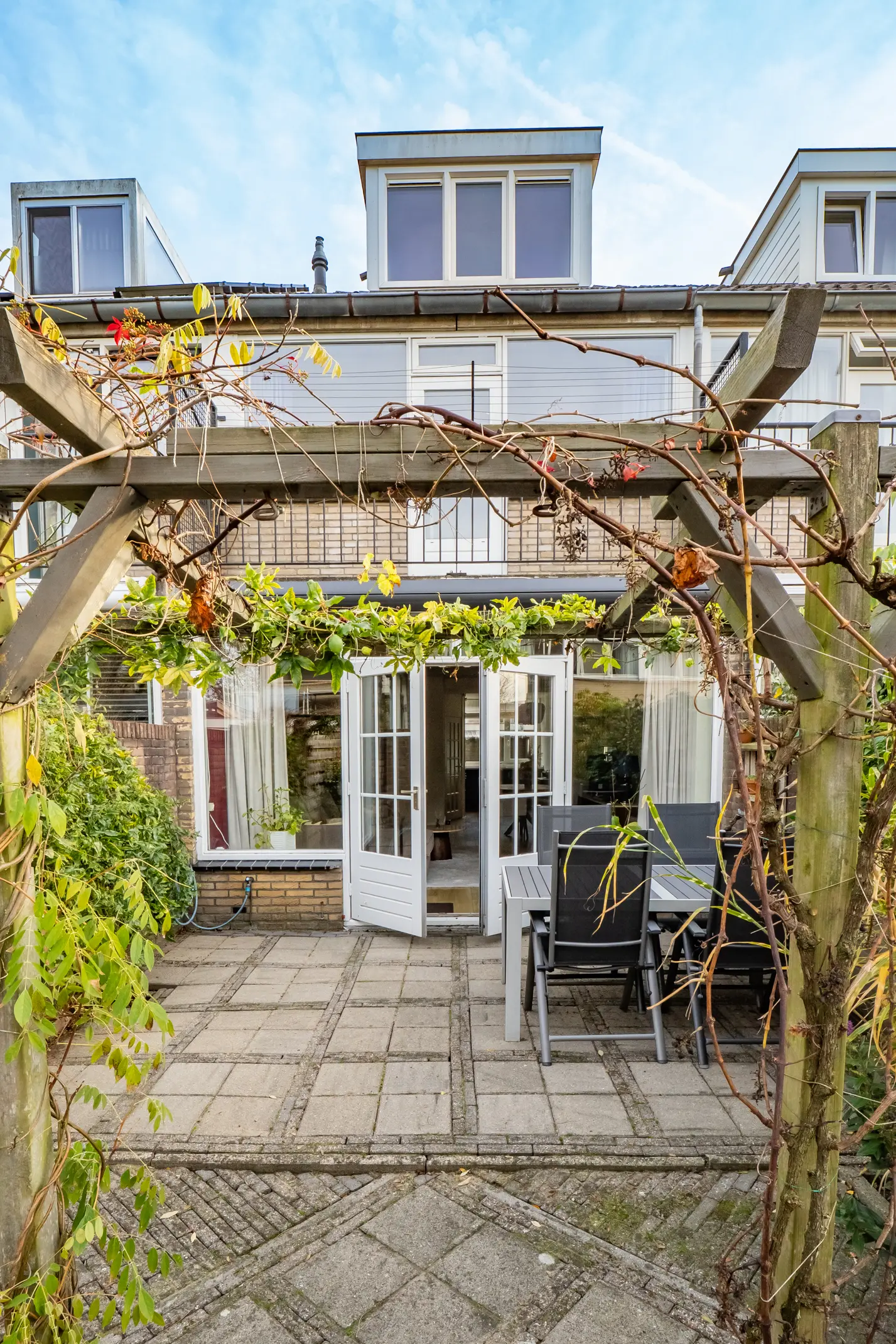 G.R. van Kinschotstraat 23