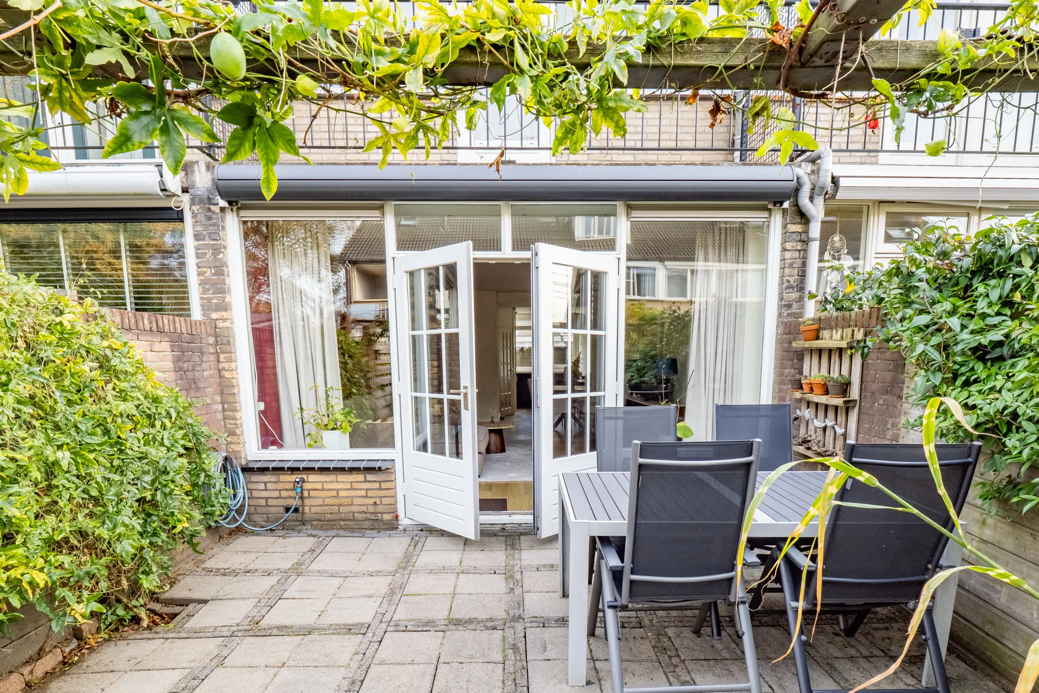 G.R. van Kinschotstraat 23