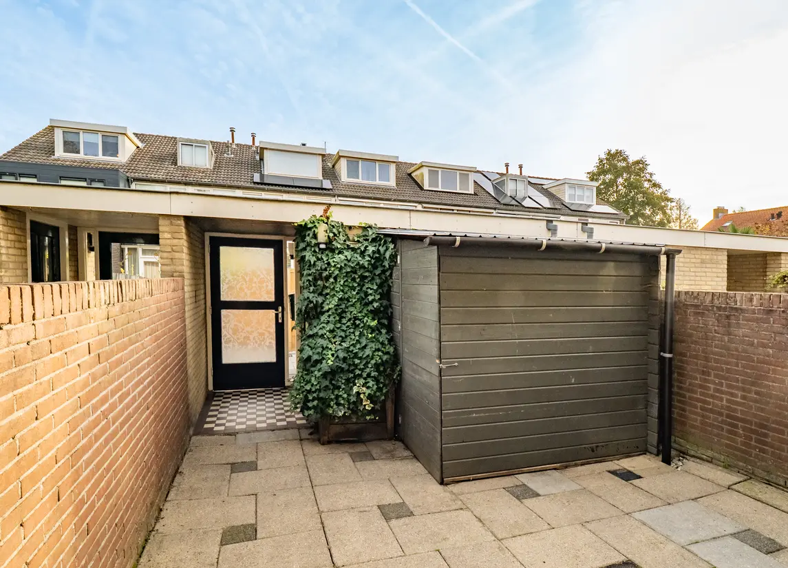 G.R. van Kinschotstraat 23