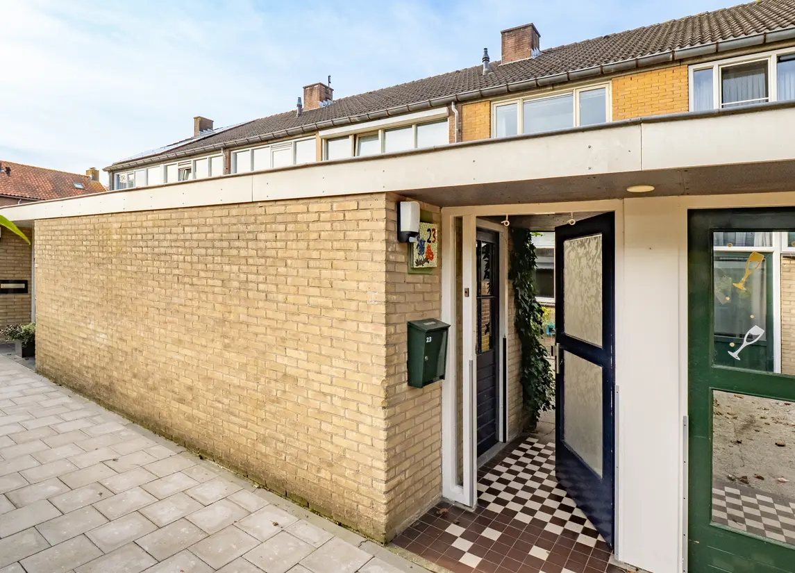 G.R. van Kinschotstraat 23