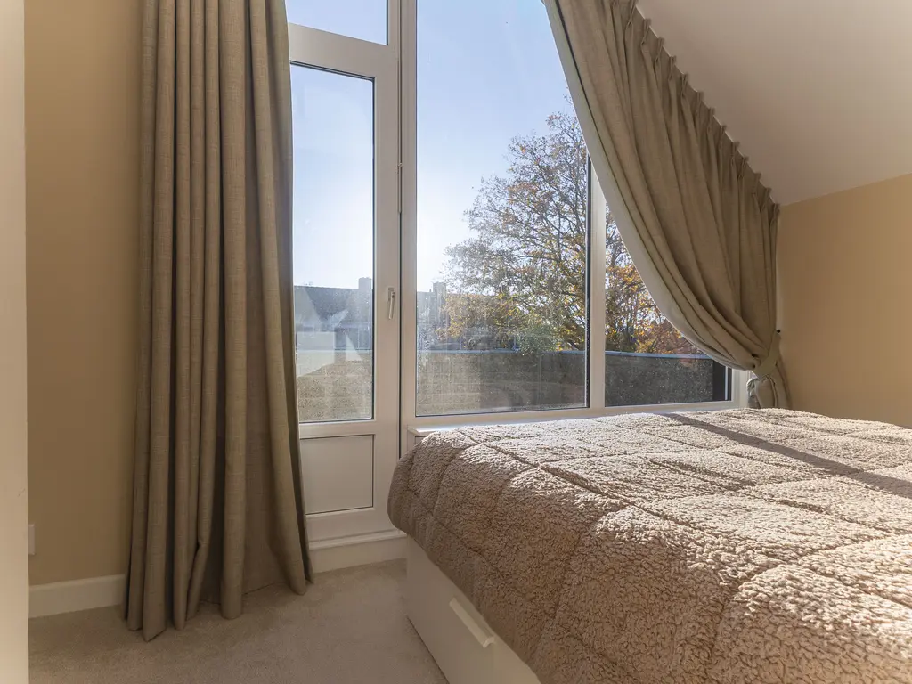 Dres 5, SIJBEKARSPEL