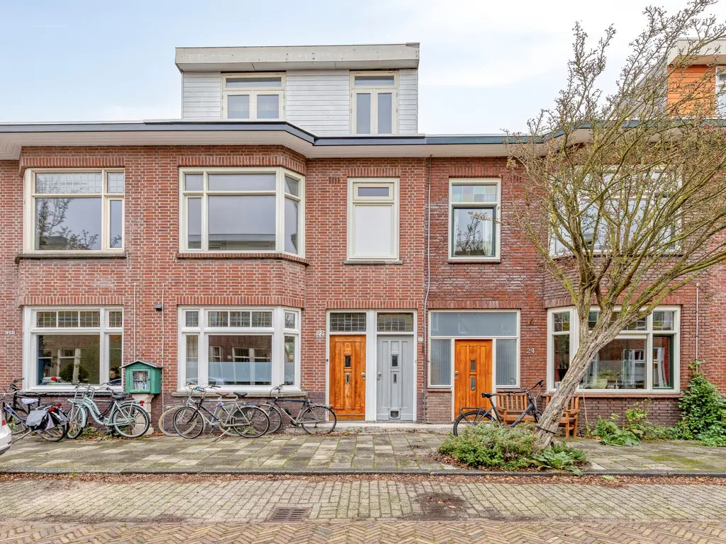Frans van Mierisstraat 22A, Leiden