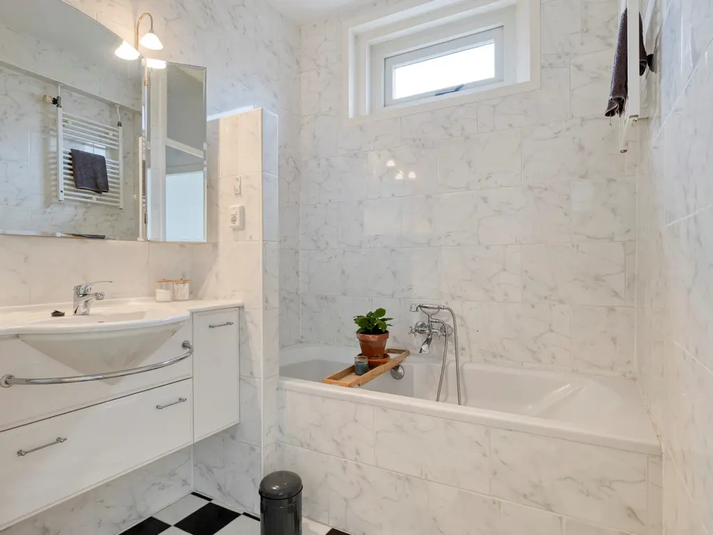 Frans van Mierisstraat 22A, Leiden