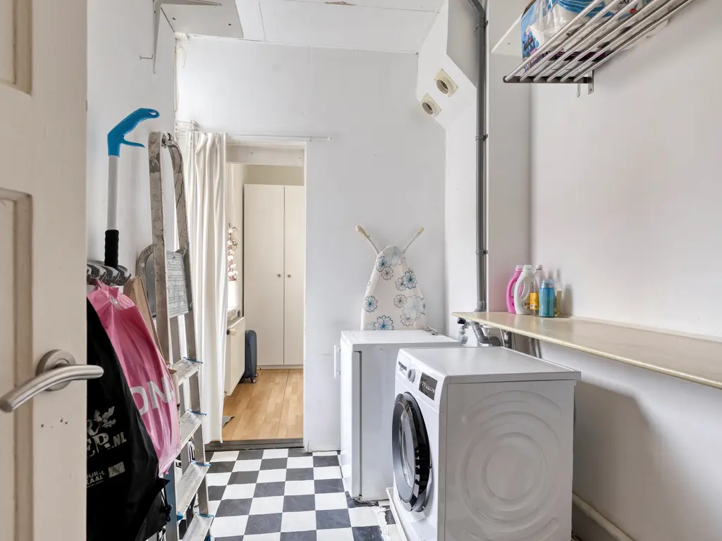 Frans van Mierisstraat 22A, Leiden