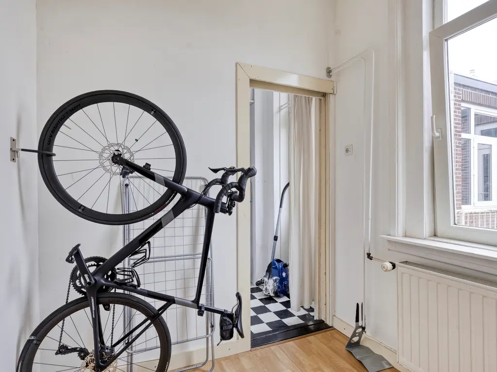 Frans van Mierisstraat 22A, Leiden