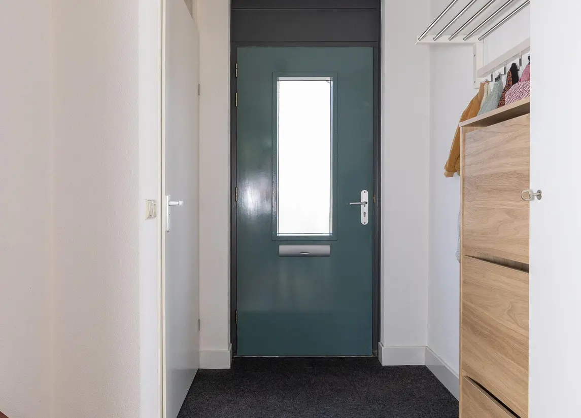 John Raedeckerhof 13