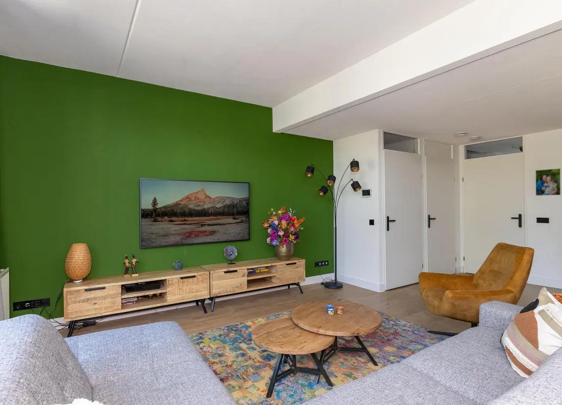 John Raedeckerhof 13